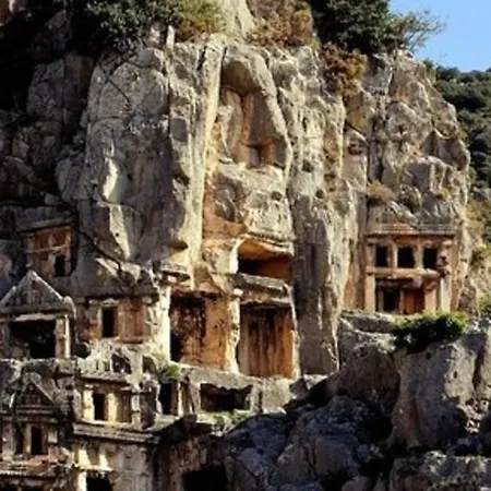 Deniz Demre
